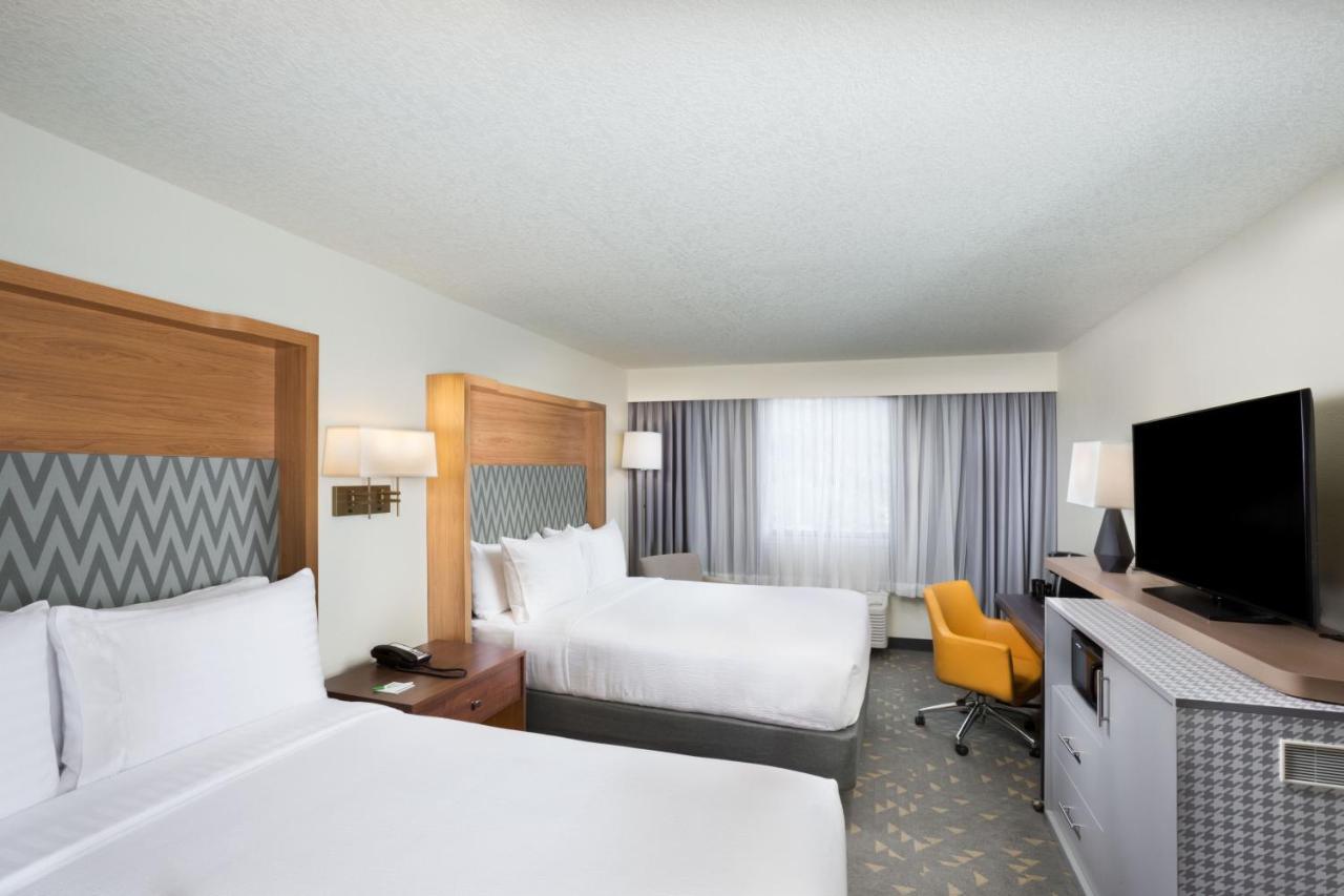 Holiday Inn Asheville East-Blue Ridge Pkwy By Ihg Extérieur photo