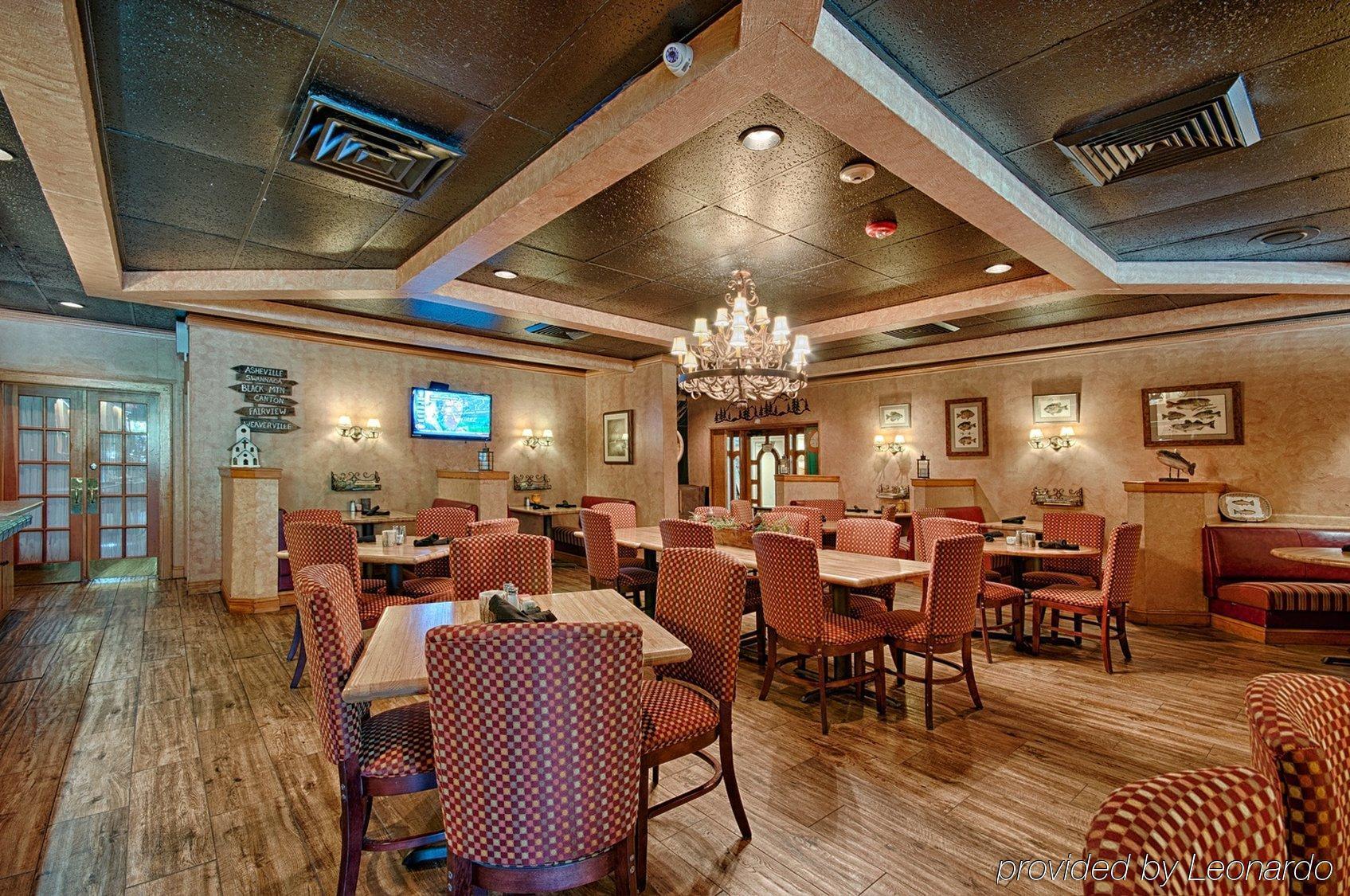 Holiday Inn Asheville East-Blue Ridge Pkwy By Ihg Extérieur photo